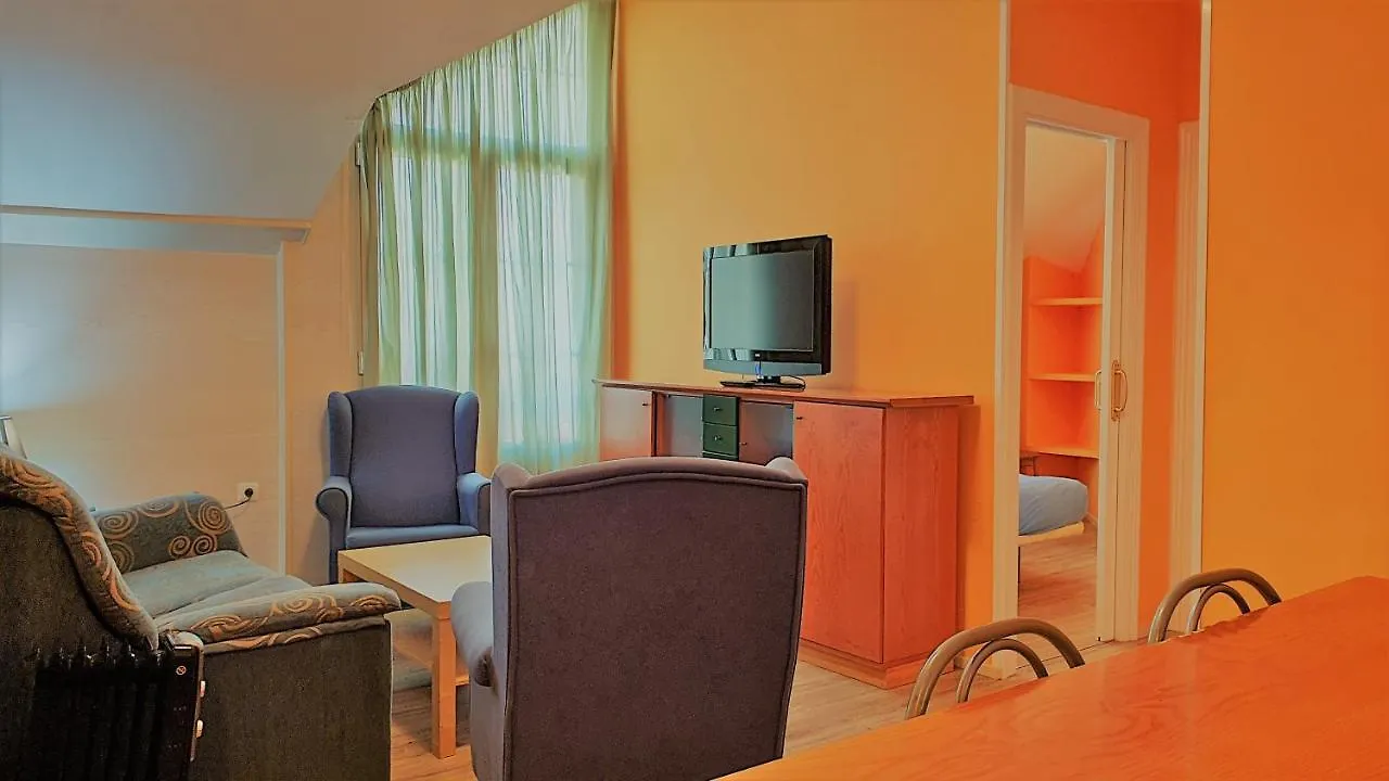 Todosierranevada Zona Baja - Apartamentos De 4 Dormitorios - Junto A Los Telecabinas Sierra Nevada
